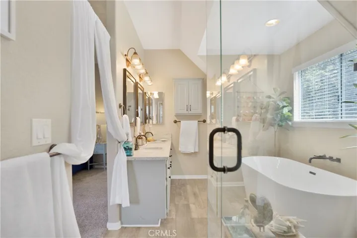Primary bath 2nd level