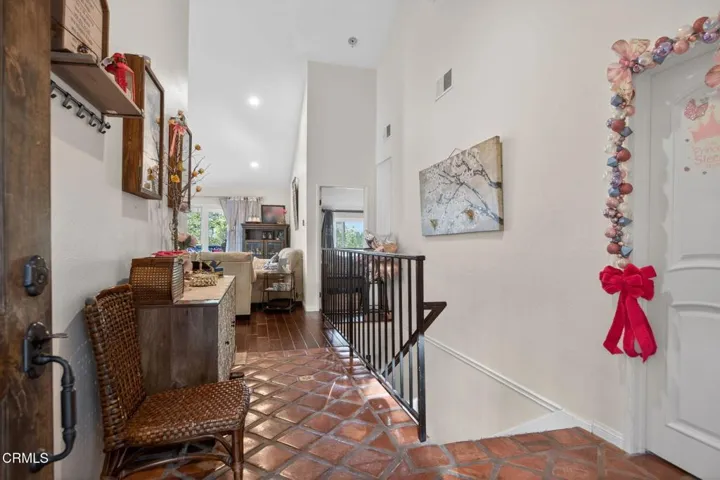 7-web-or-mls-Upmarket Media-59Rose053