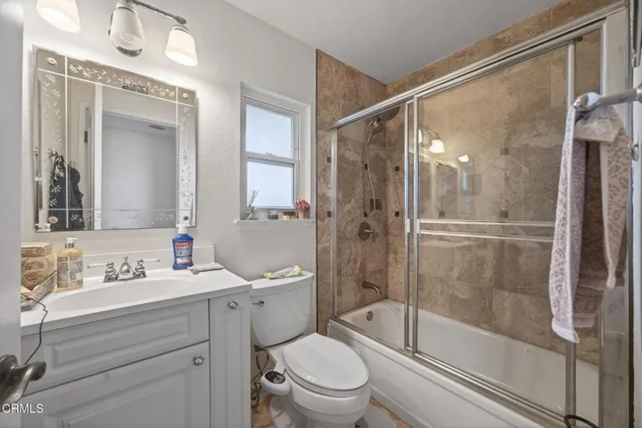 30-web-or-mls-Upmarket Media-59Rose034