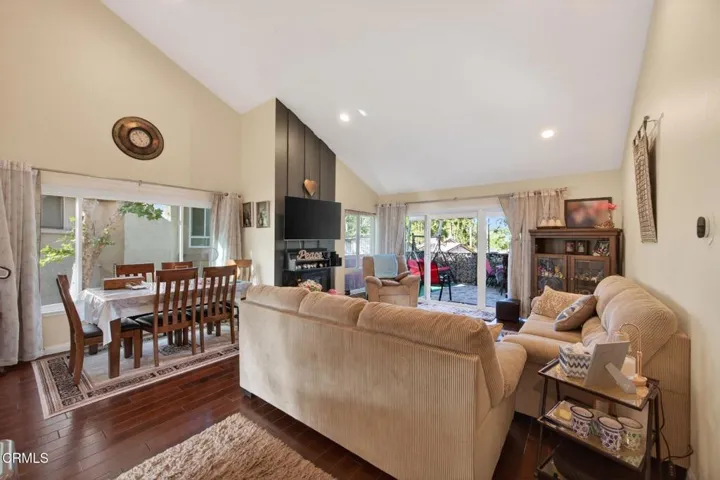 8-web-or-mls-Upmarket Media-59Rose056