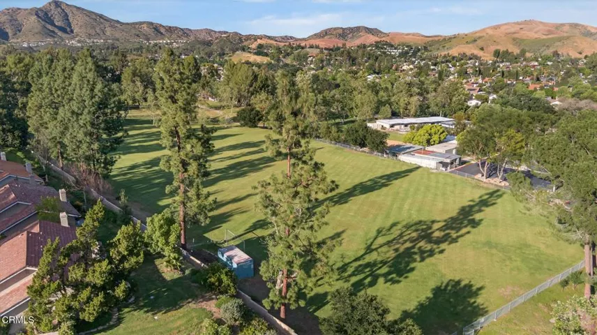 53-web-or-mls-Upmarket Media-59Rose-aer0