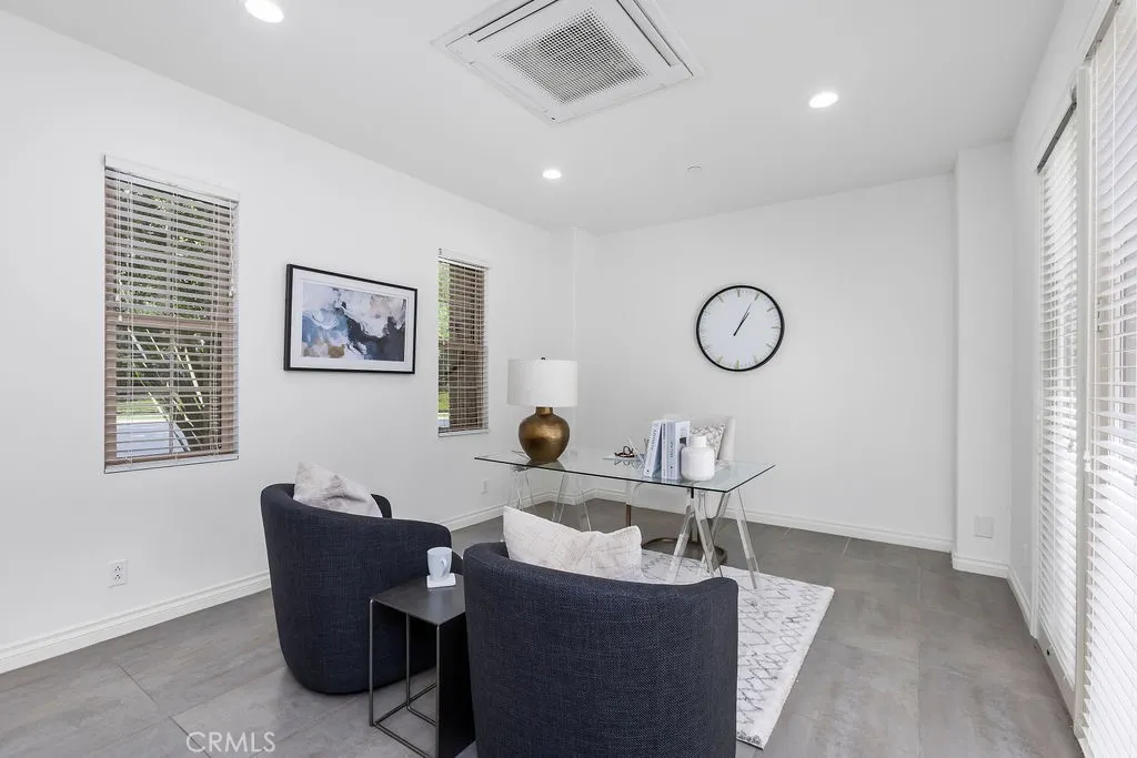 Detached CASITA is the perfect flexible space.