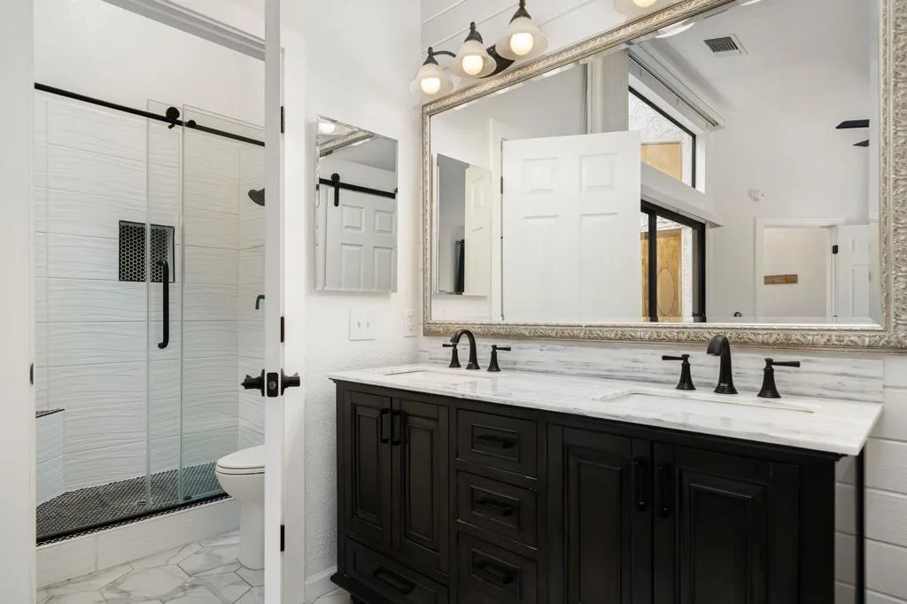 56-web-or-mls-SNWoodHaven_OPMG_0426_056