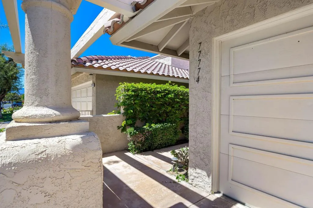 26-web-or-mls-SNWoodHaven_OPMG_0426_026