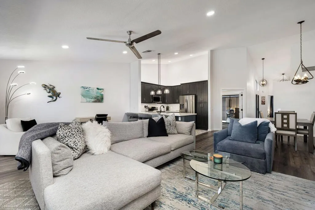 36-web-or-mls-SNWoodHaven_OPMG_0426_036
