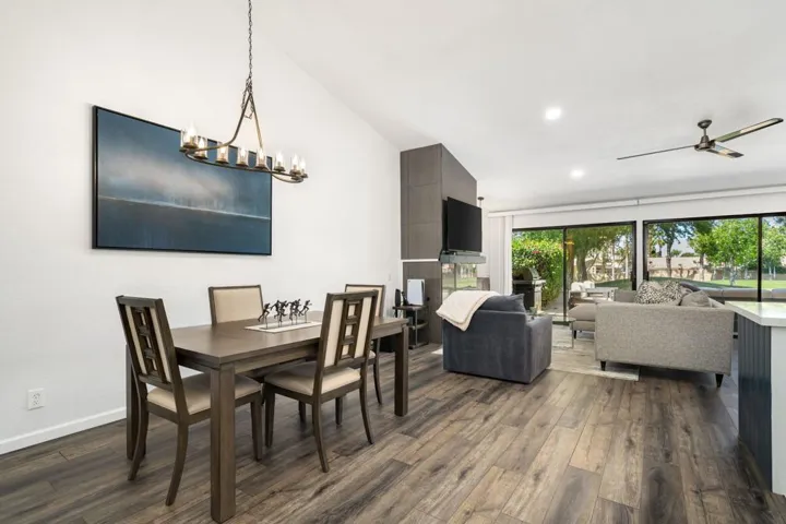 30-web-or-mls-SNWoodHaven_OPMG_0426_030