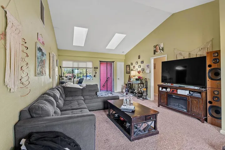 3710 Bodega Avenue, Petaluma, California 94952