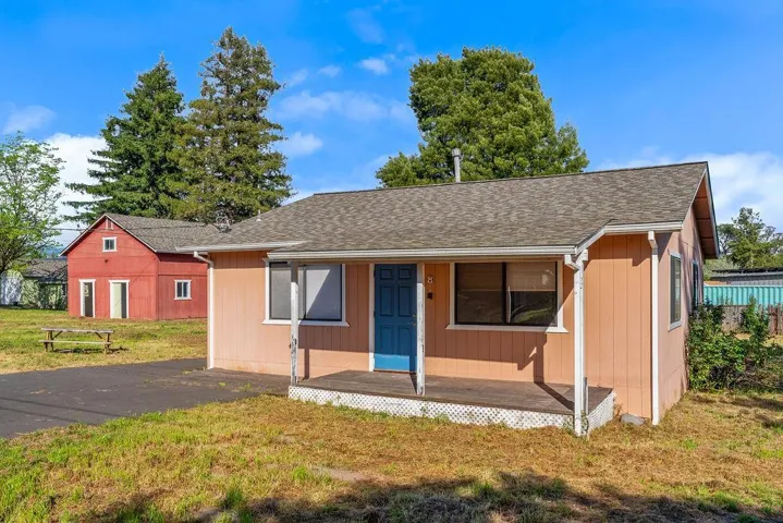 3710 Bodega Avenue, Petaluma, California 94952