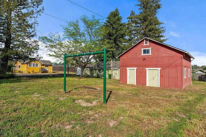 3710 Bodega Avenue, Petaluma, California 94952
