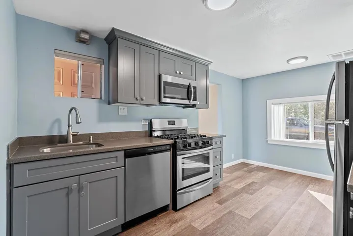 3710 Bodega Avenue, Petaluma, California 94952