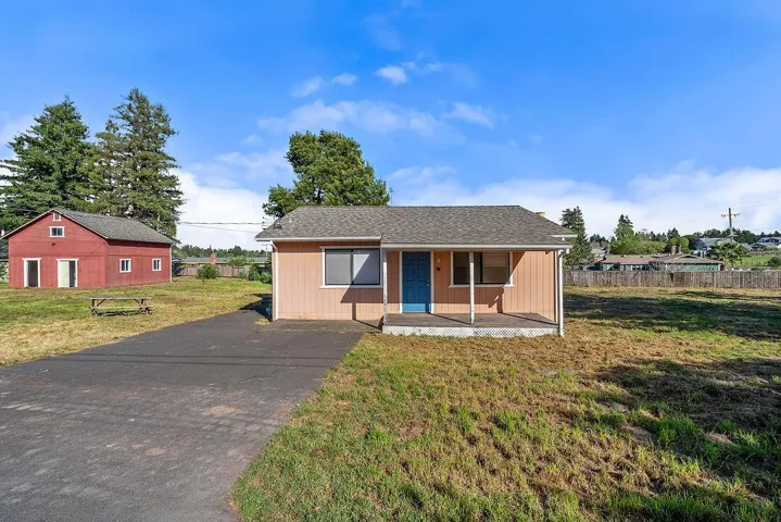 3710 Bodega Avenue, Petaluma, California 94952
