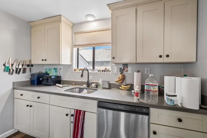 3710 Bodega Avenue, Petaluma, California 94952