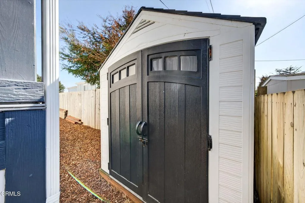 Shed