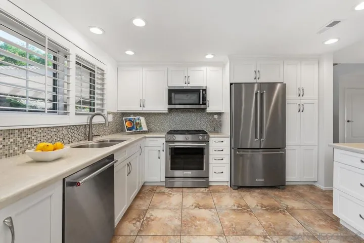 12580 Caminito Mira Del Mar, San Diego, California 92130