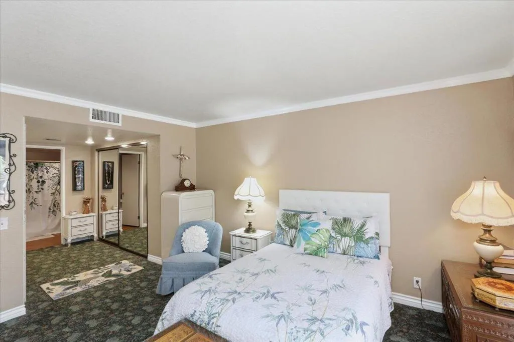 21-Bedroom