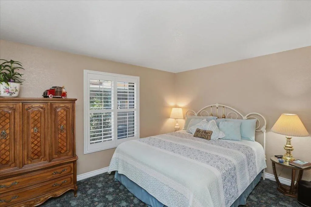 18-Bedroom