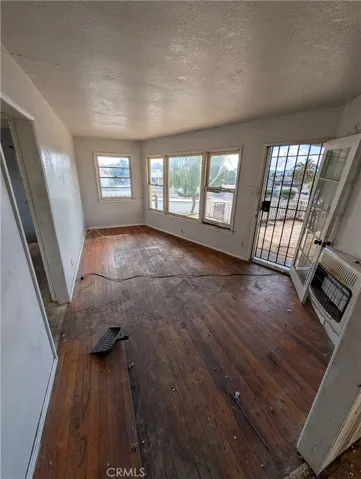 Top unit Living