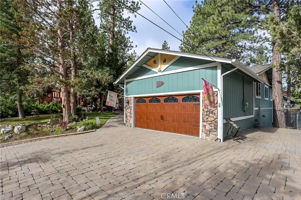 427 Dorset, Big Bear City, California 92314 — photo 5