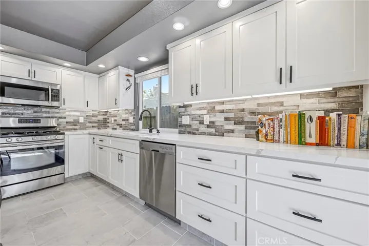 3438 Tres Logos Drive, Merced, California 95348