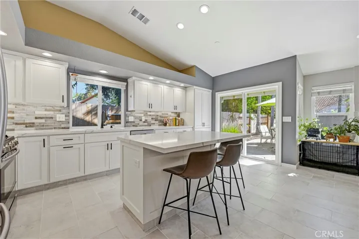 3438 Tres Logos Drive, Merced, California 95348