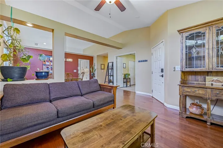 3438 Tres Logos Drive, Merced, California 95348