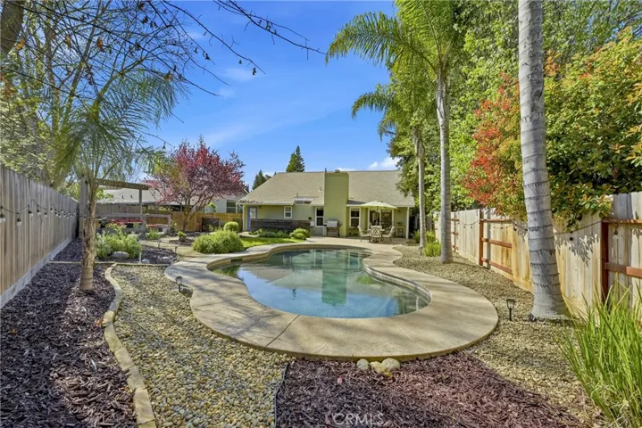 3438 Tres Logos Drive, Merced, California 95348