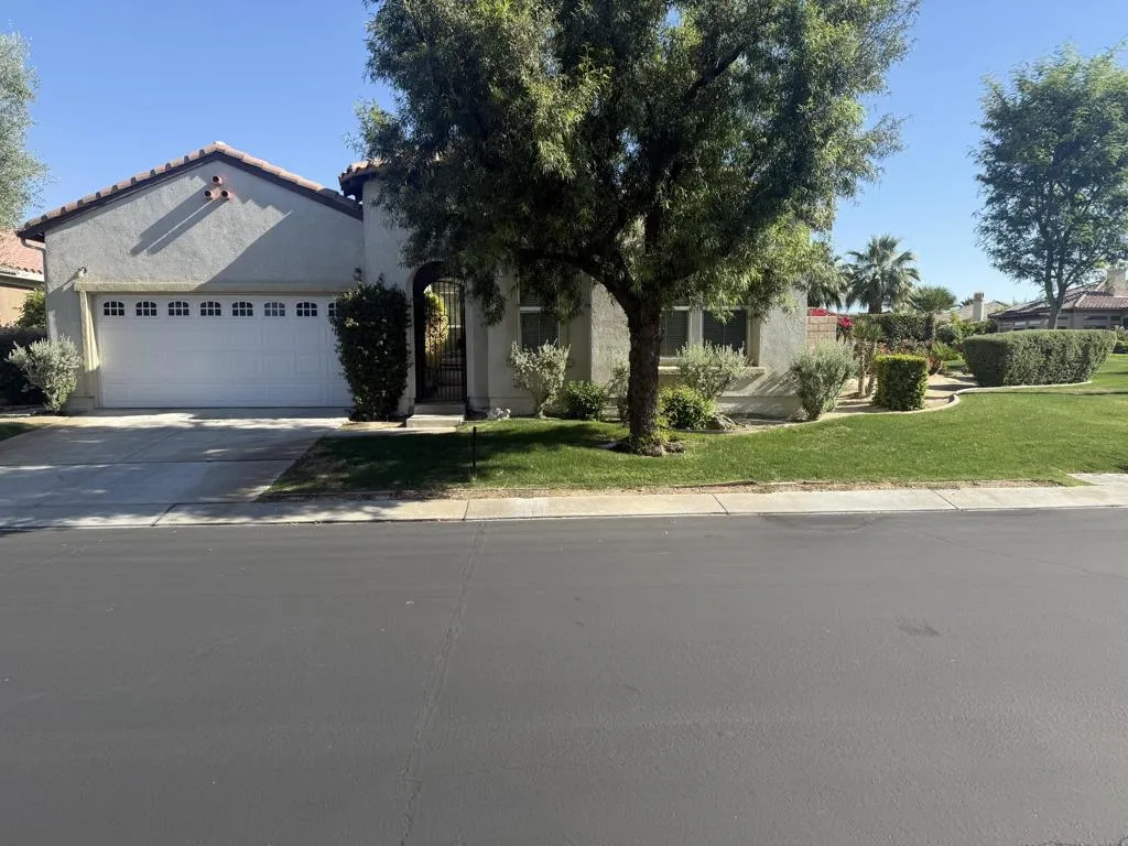 59 Shoreline Dr