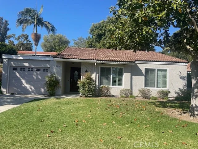 3256 San Amadeo A, Laguna Woods, California 92637
