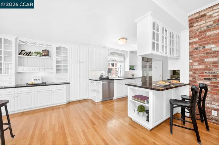 Breakfast Bar