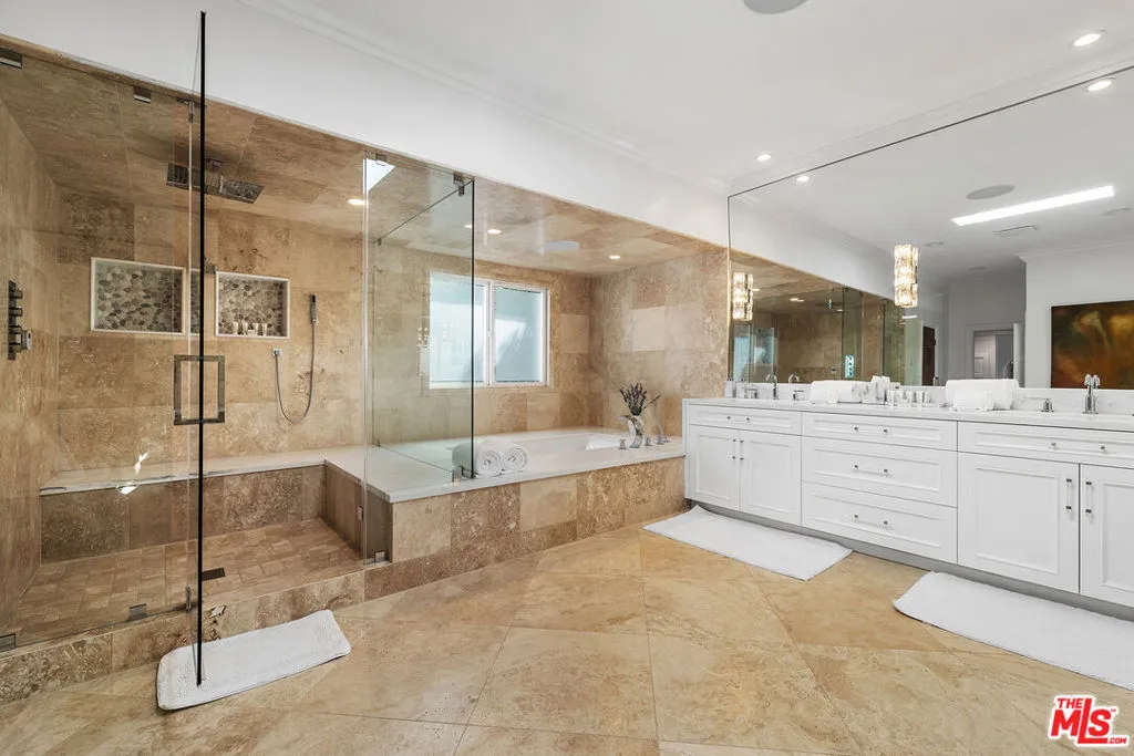 Primary Suite Steamshower/Soak