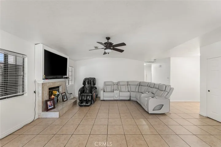 2601 Dixie Street, Rosamond, California 93560