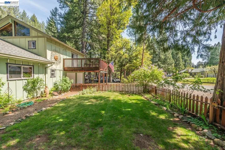 171 Airport Rd, Trinity Center, California 96091