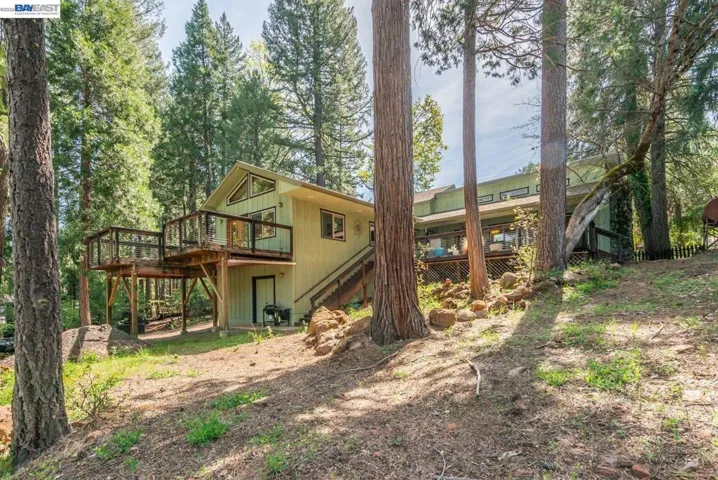 171 Airport Rd, Trinity Center, California 96091