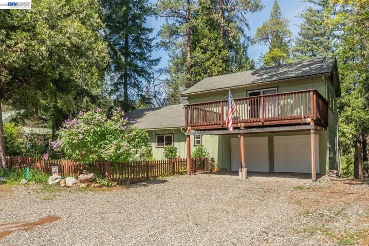 171 Airport Rd, Trinity Center, California 96091