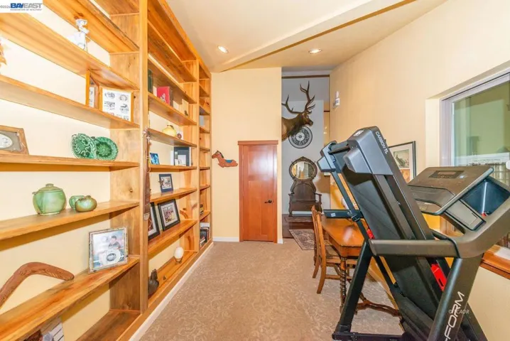 171 Airport Rd, Trinity Center, California 96091