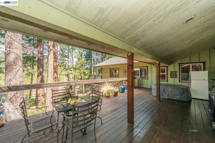 171 Airport Rd, Trinity Center, California 96091
