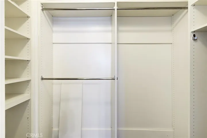 Walking closet in Primary suite 1