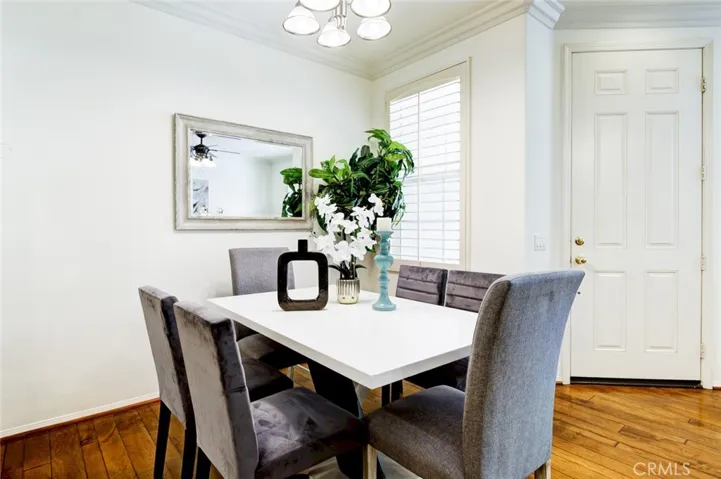Spacious Dining Area
