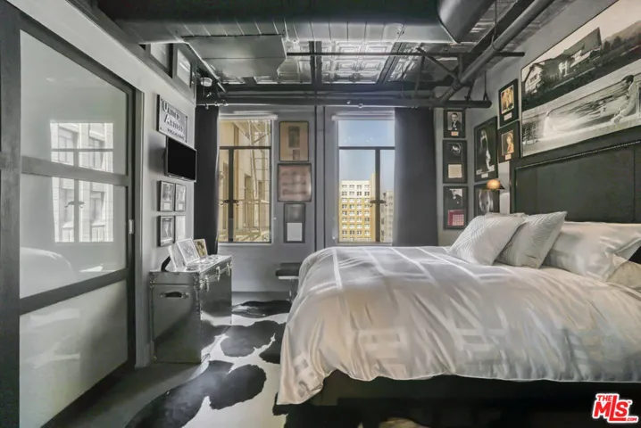 6253 Hollywood Boulevard 903, Los Angeles, California 90028