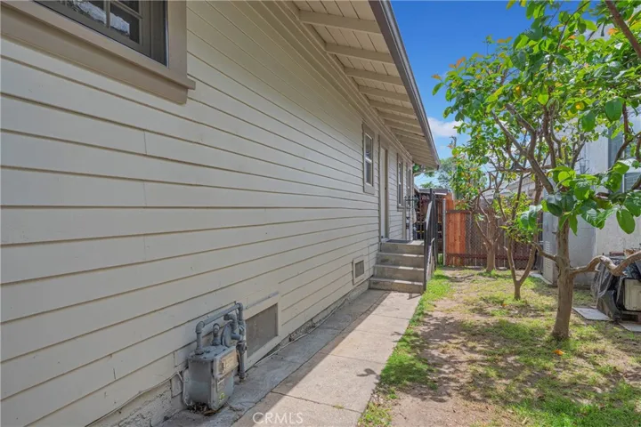 228 S El Molino, Alhambra, California 91801