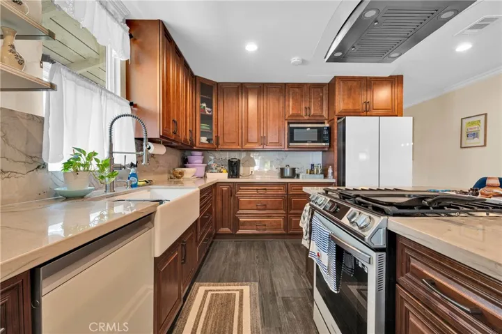 228 S El Molino, Alhambra, California 91801