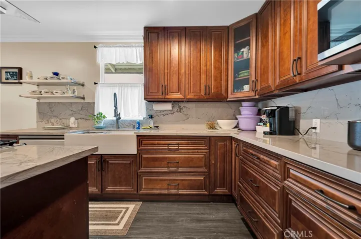 228 S El Molino, Alhambra, California 91801