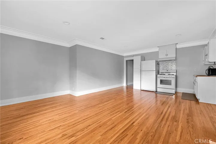 228 S El Molino, Alhambra, California 91801
