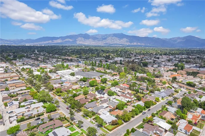228 S El Molino, Alhambra, California 91801
