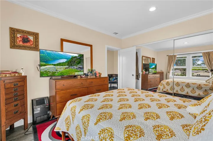 228 S El Molino, Alhambra, California 91801