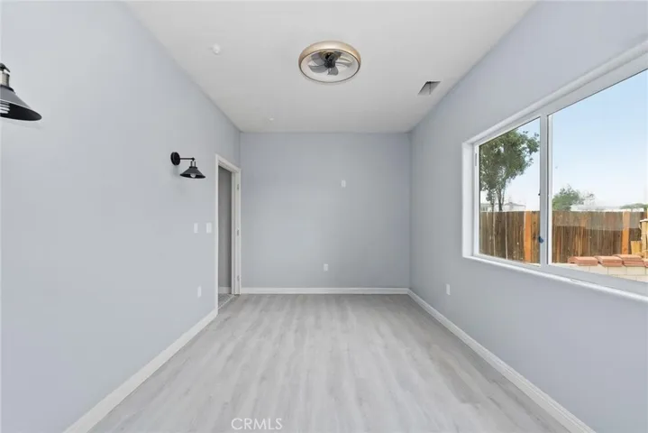 15688 Kingswood, Victorville, California 92392