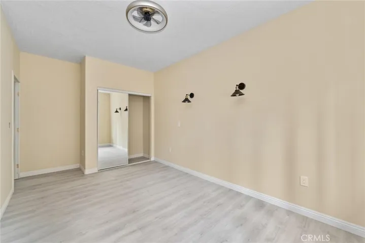 15688 Kingswood, Victorville, California 92392
