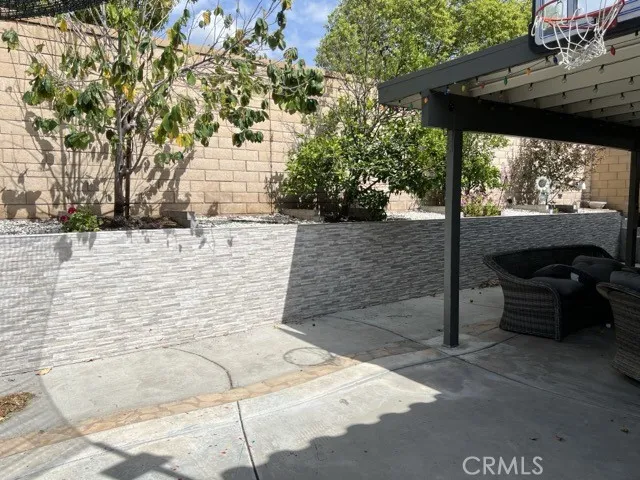 6105 Eaglemont, Fontana, California 92336