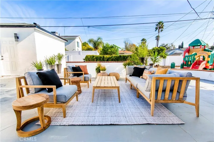 10816 Calvert, North Hollywood, California 91606