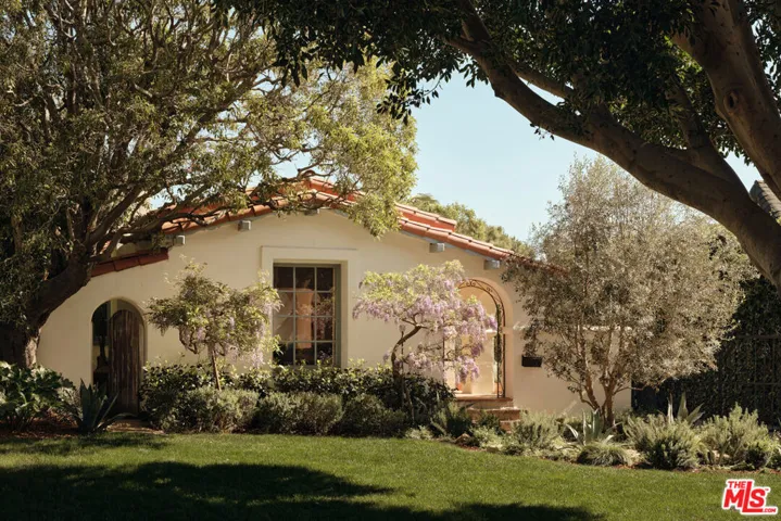 843 Princeton Street, Santa Monica, California 90403